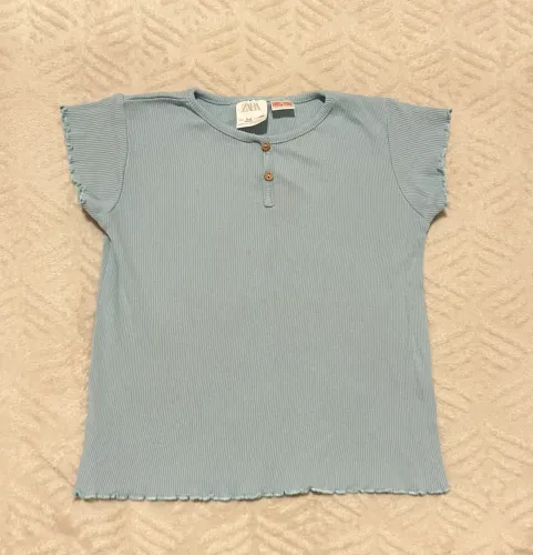 Camiseta ZARA tamanho 4-5