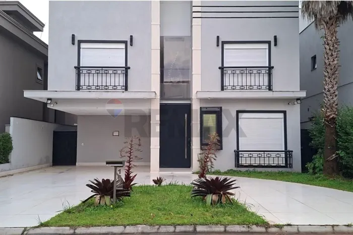 Casa para locação no Residencial Tamboré 11 em Santana de Parnaíba, com 500 m2