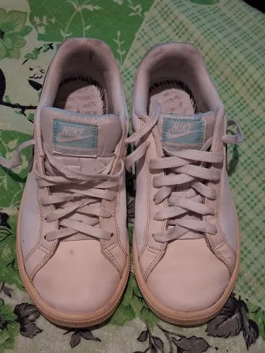 TÊNIS NIKE COURT HAJESTIC MADE IN VIETNAM SEM PALMILHAS.