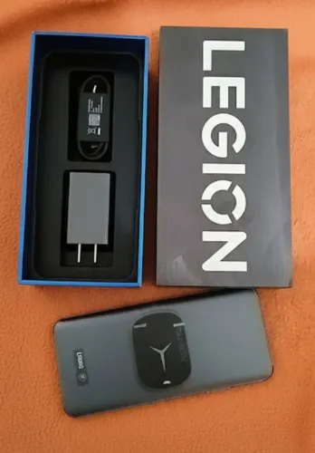 Legion Phone 12/256GB: Potência Máxima, Estado de Zero!