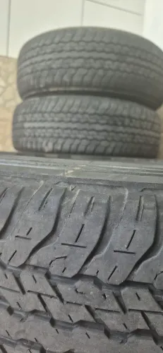 Vendo 4 Pneus Dunlop Grandtrek 265/65 R17 - R$ 300 Cada