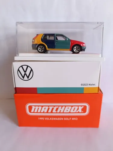 Matchbox 1995 Volkswagen Golf MK3