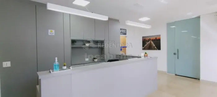 Casa Comercial para Venda - Bairro Santos Dumont
