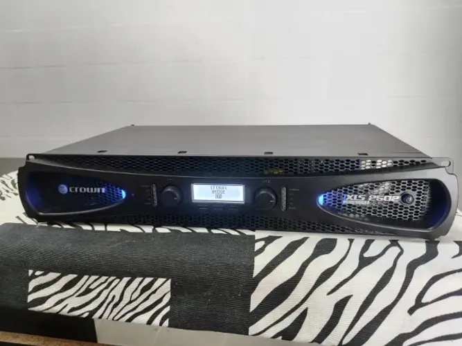 Amplificador Potência Crown Xls2502 Xls 2502 2400 W Rms