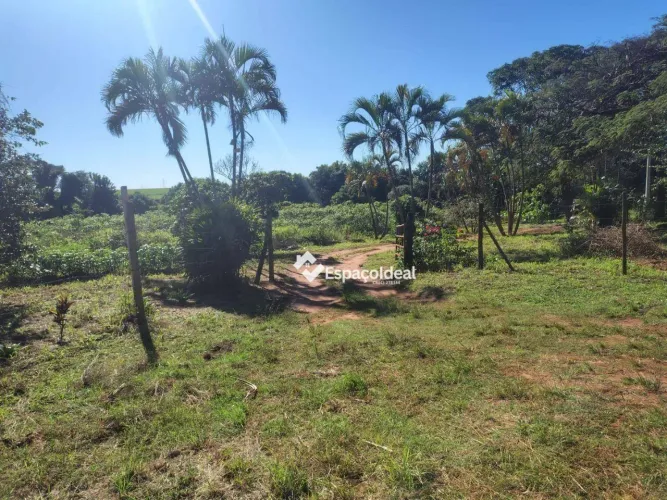 CHÁCARA A VENDA NA REGIÃO DO CAMPINHO
