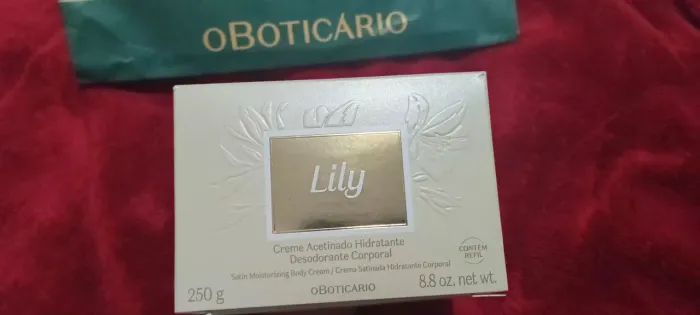 Hidratante acetinado 