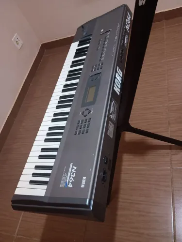 Teclado Korg N364 em perfeito estado de conservação!