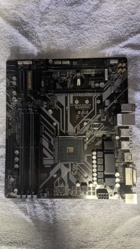 Placa Mãe Gigabyte B450M DS3H V2
