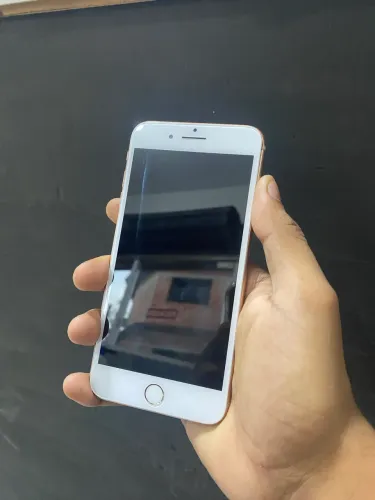 iPhone 8 Plus