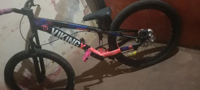 BICICLETA VK, CUBO BARULHENTO