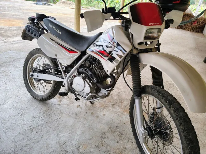 XR 200 1999