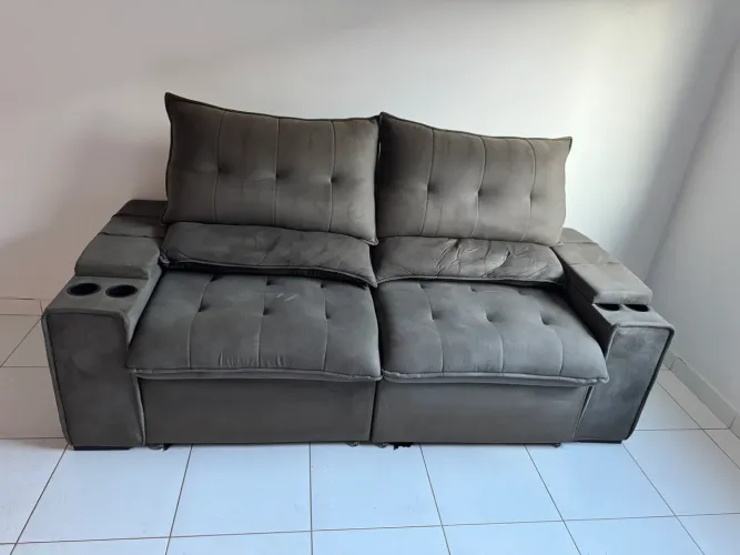 Sofá retrátil