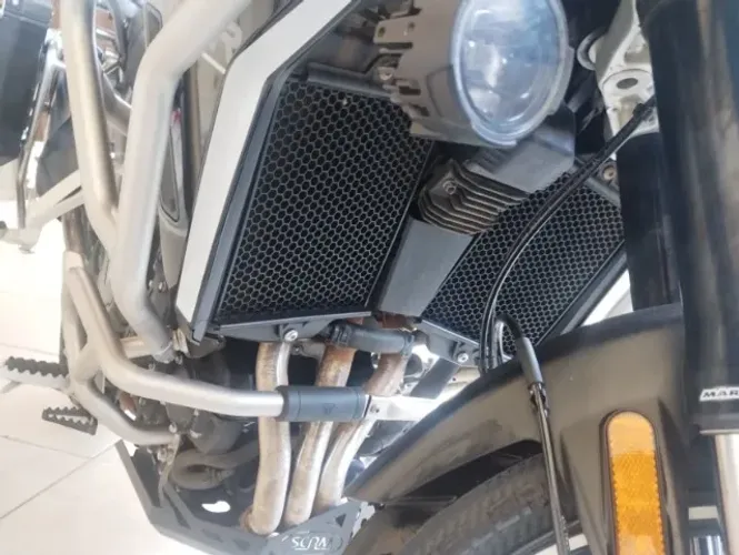 VENDO MOTO TIGER 900 2025 IMPECÁVEL TODA EQUIPADA PARA VIAGEM