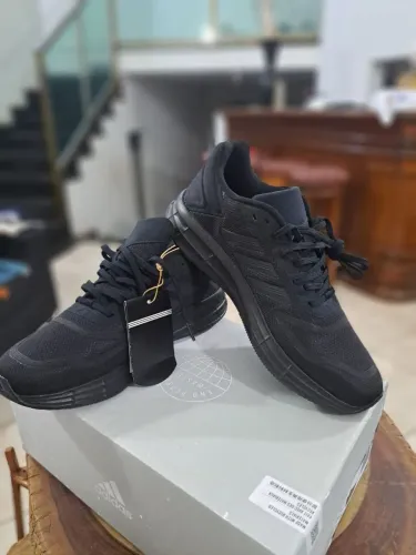Tênis Adidas DURAMO 10