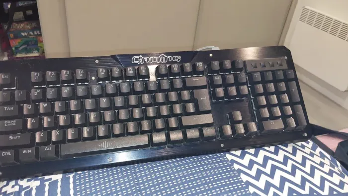 Teclado mecânico de LED - switch blue