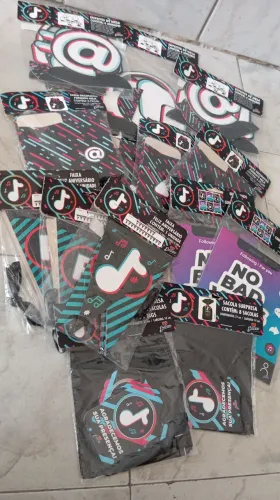 Enfeites para aniversário, tema TIKTOK