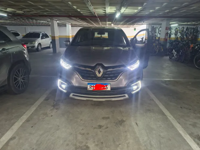 Renault Captur Iconic 1.3 TB 16V Flex 5P AUT 2022