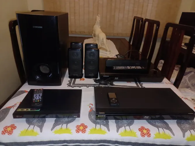 Home Teather BLUE RAY, DVD e Caixas