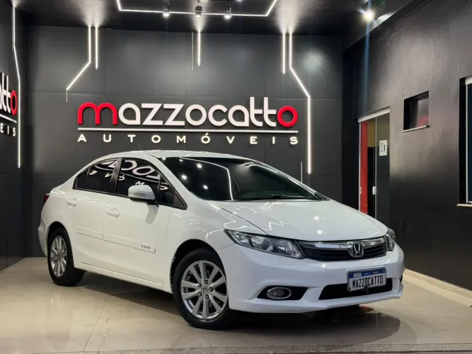 Honda Civic Sedan LXR 2.0 Flexone 16V Aut. 4P 2014