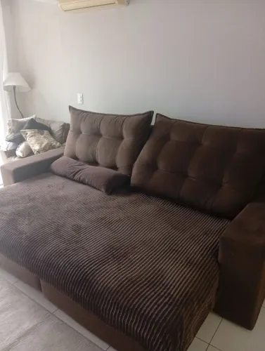Sofá grande reclinável e retrátil 