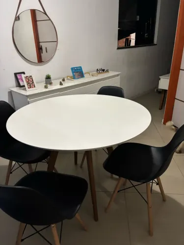 Mesa tampo 1 e 30 cadeiras novas