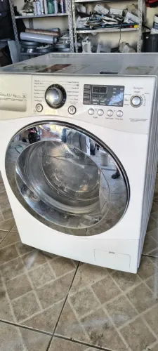 Máquina lava e seca LG 9kg