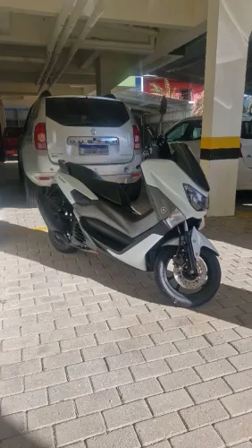 Yamaha NMax 160
