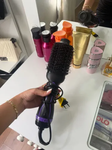 Escova secadora