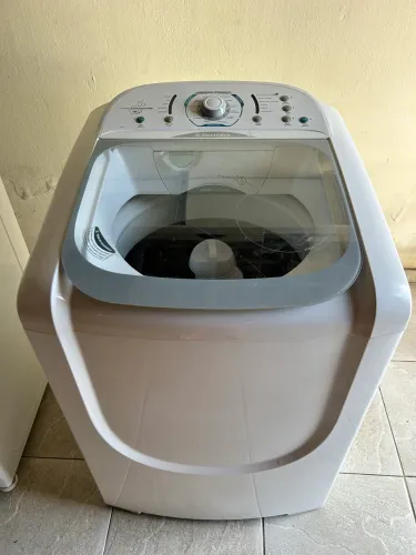 Máquina de lavar Electrolux 12kg