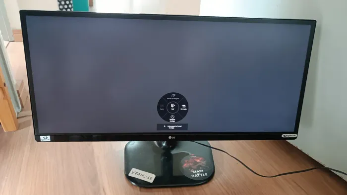 Monitor Ultrawide 25 LG
