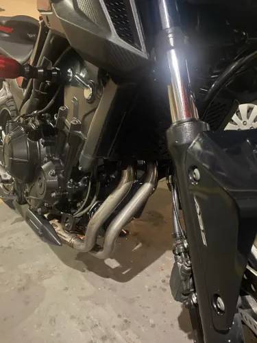 Cb500F 22 vermelha