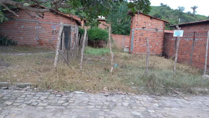 Vende-se terreno no Pedro Balzi, próximo a avenida das hortas