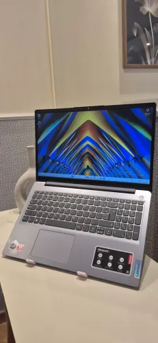 Notebook gamer Lenovo Ideapad ryzen 5, vídeos radeon 2gb