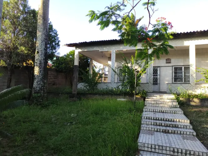2.929,25 m² no  Centro de Bacaxá