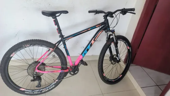 Bike Aro 29 11V Absolute Quadro 19 GTI Alum.Freio Hidráulico GTA
