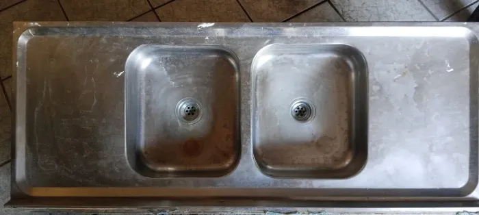 Pia em aço e inox