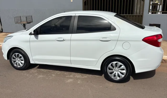 Ford KA+ Sedan 1.5 16V Flex 4P 2015
