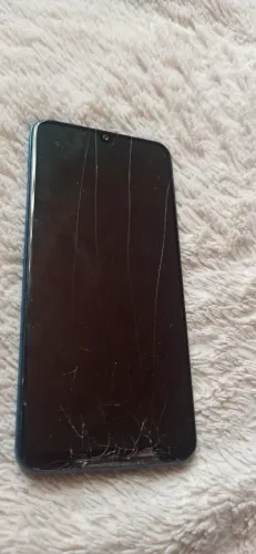 Celular samsung a 50 com a tela quebrada