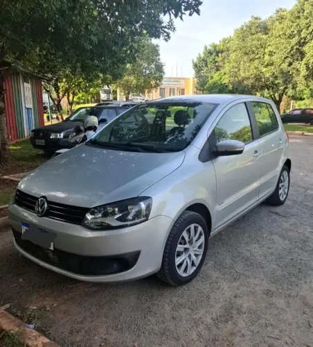 Volkswagen Fox 1.0 MI Total Flex 8V 5P 2013