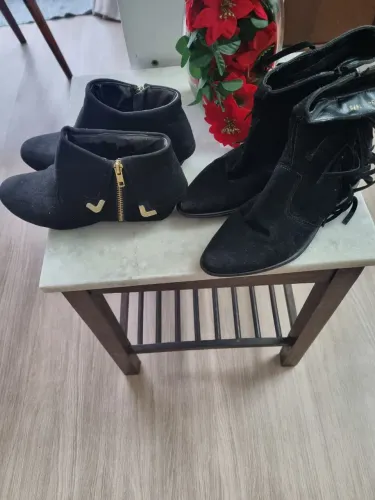 2 botas cano curto