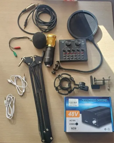 Kit BM800 Microfone Condensador, Interface de áudio, braço articulado, filtro de ruído e+