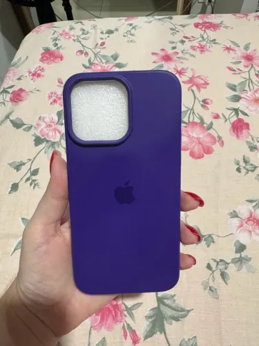 Capa IPhone 15 Pro Max Roxo