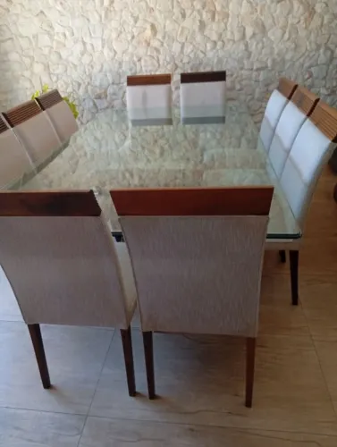 Mesa de jantar com 10 cadeiras...vidro 12 mm lapidado