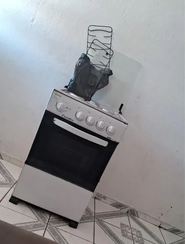 Fogão de 4 boca