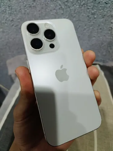 iPhone 15 PRO branco 128 GB