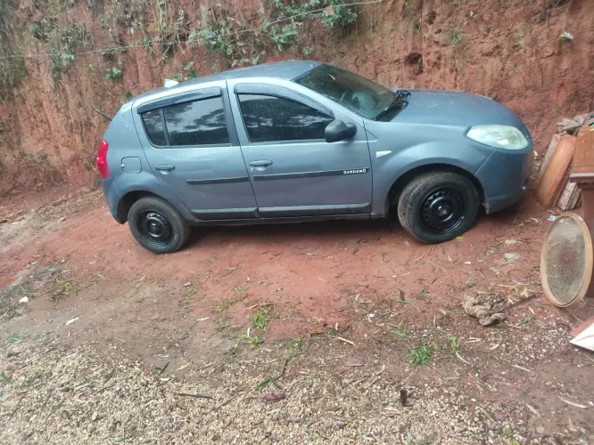 Renault Sandero Authentique Hi-flex 1.0 16V 5P 2010