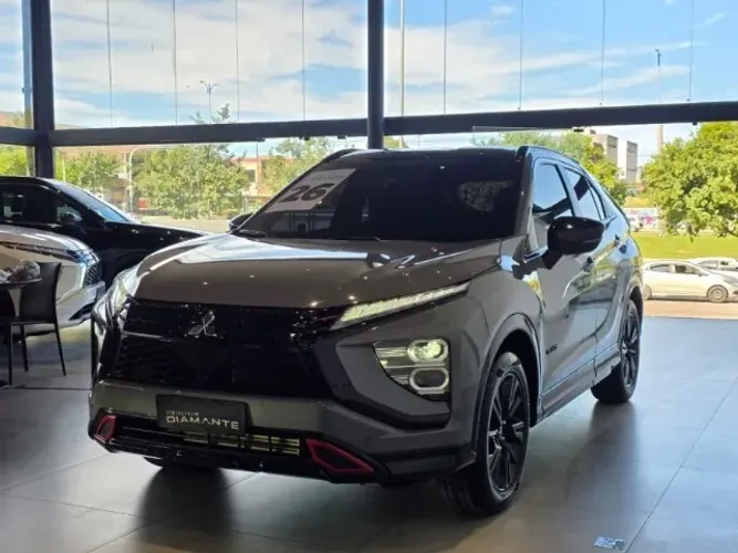Mitsubishi Eclipse Cross HPE Black 1.5 16V 165cv Aut. 2026