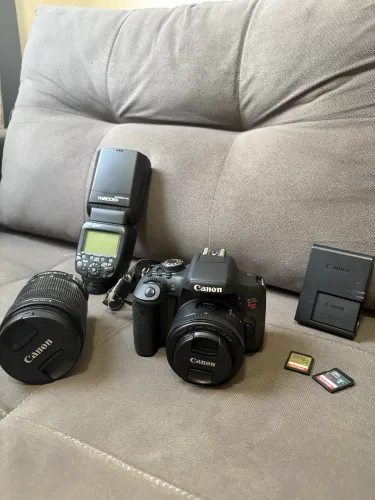 Câmera com kit completo
