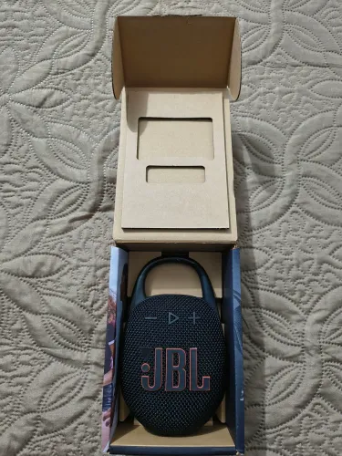 JBL clip 5