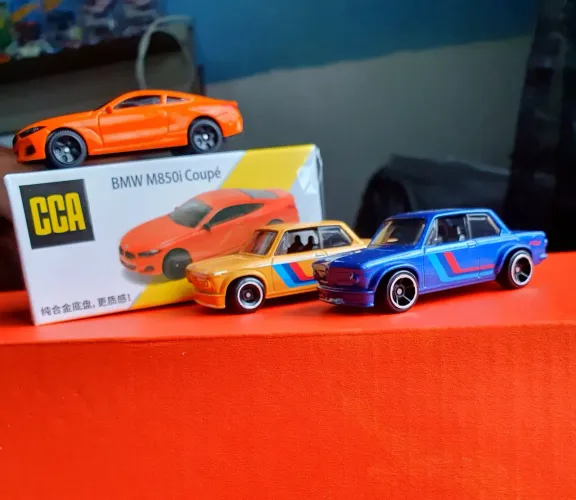 3 BMW | 1/64 | HOT WHEELS E CCA 